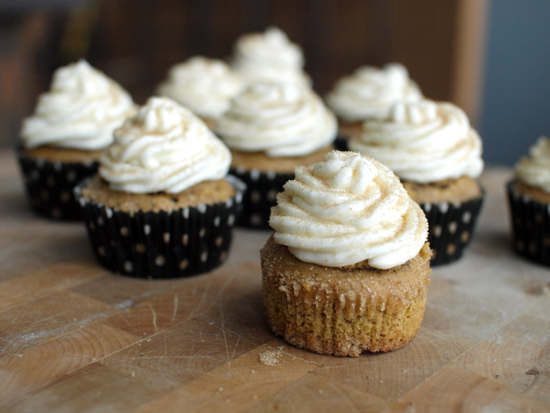 Pumpkin Pecan Pie Cupcakes Pumpkin Pecan Pie Cupcakes