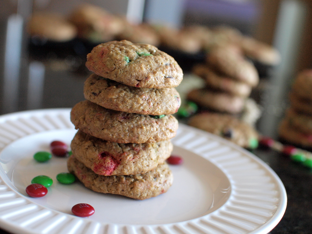 quinoa monster cookiesquinoa monster cookiesquinoa monster cookies