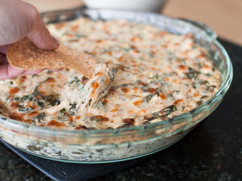 Lightened-Up Spinach Artichoke Dip from Veggie and the Beast