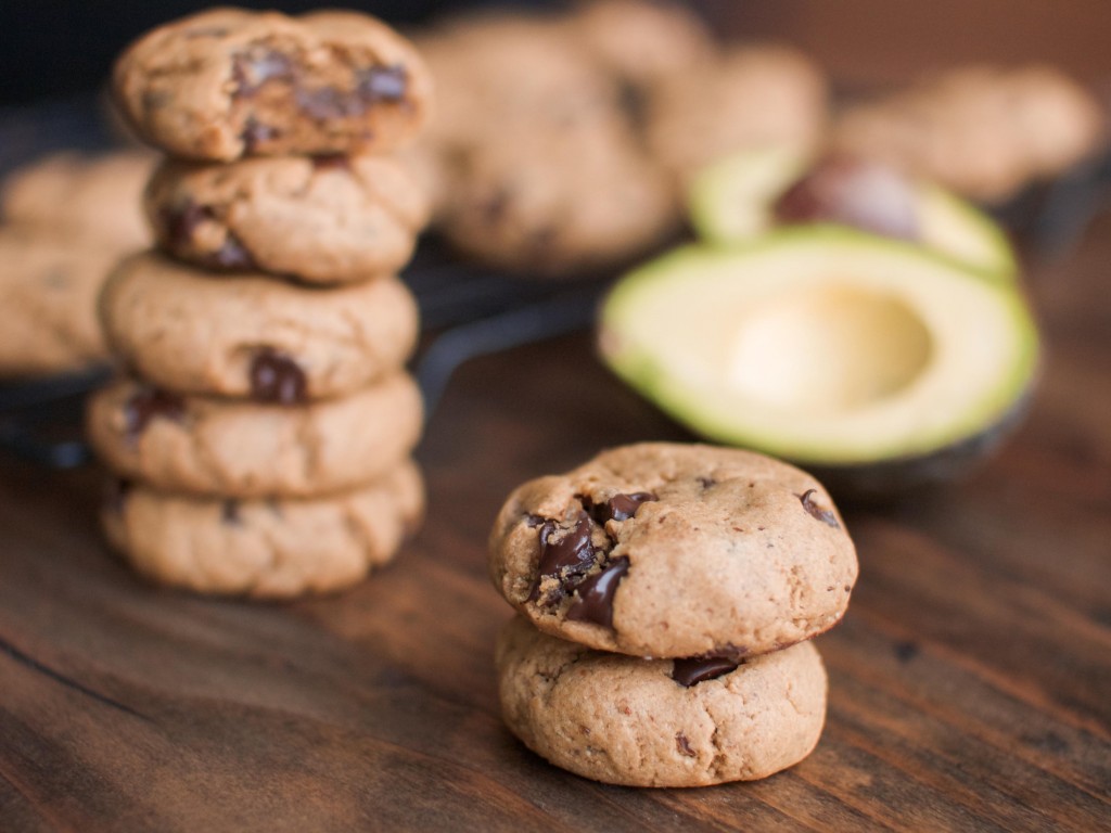 Vegan Avocado and Peanut Butter Cookies from Veggie and the Beast