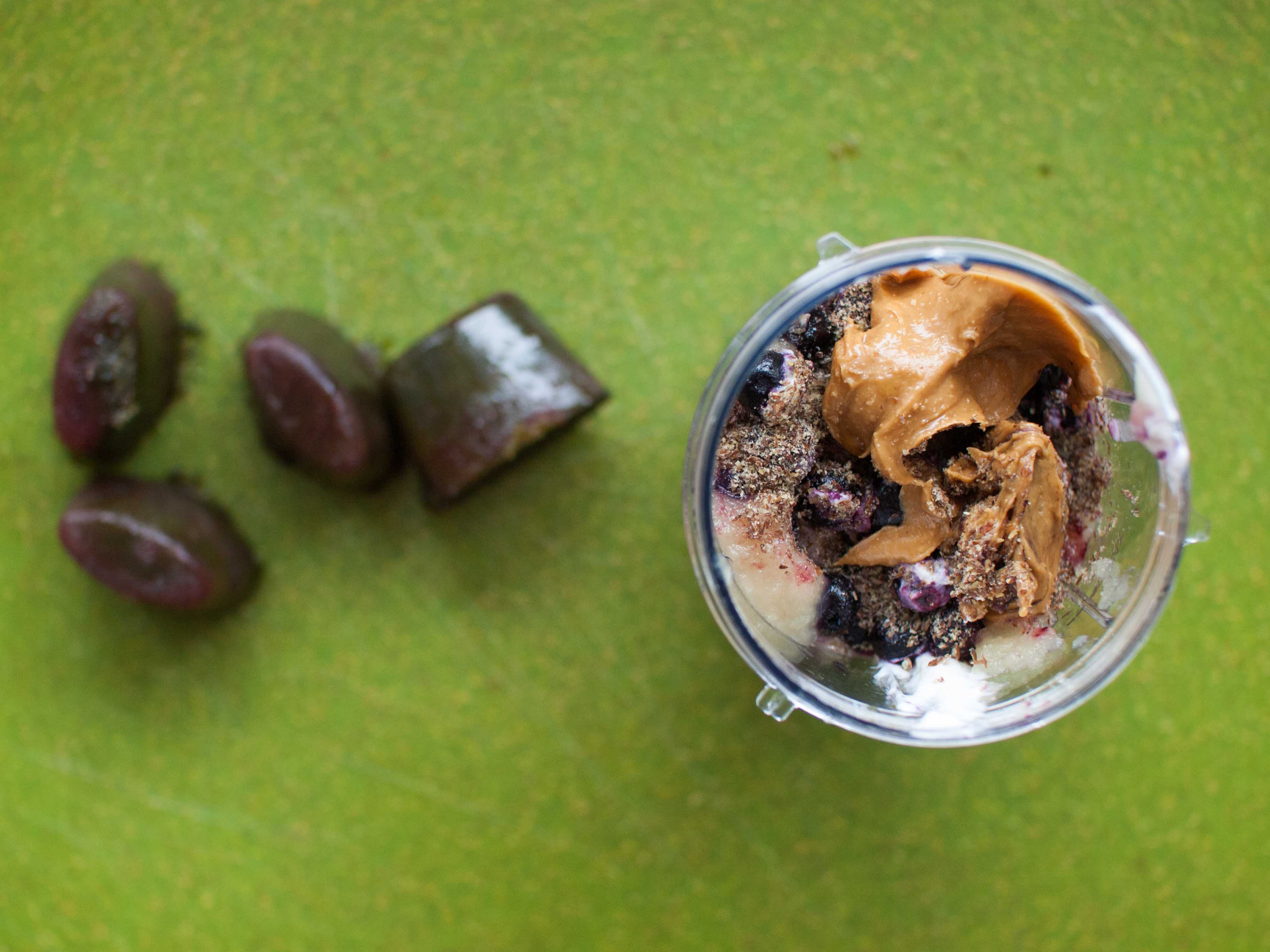 Blueberry Greek Yogurt Smoothie with Juice Ice Cubes