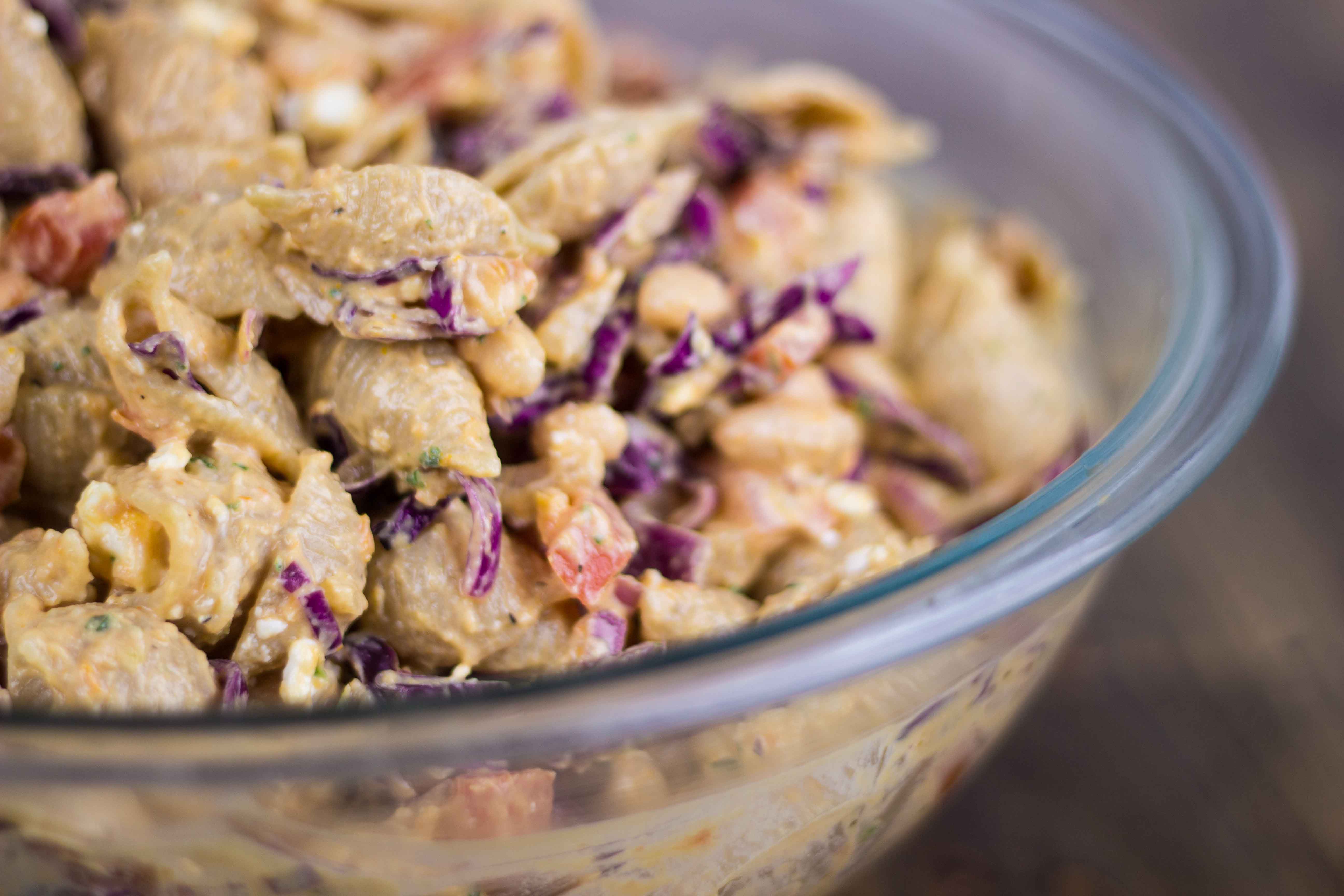 Creamy Tomato Basil Pasta Salad | Veggie and the Beast