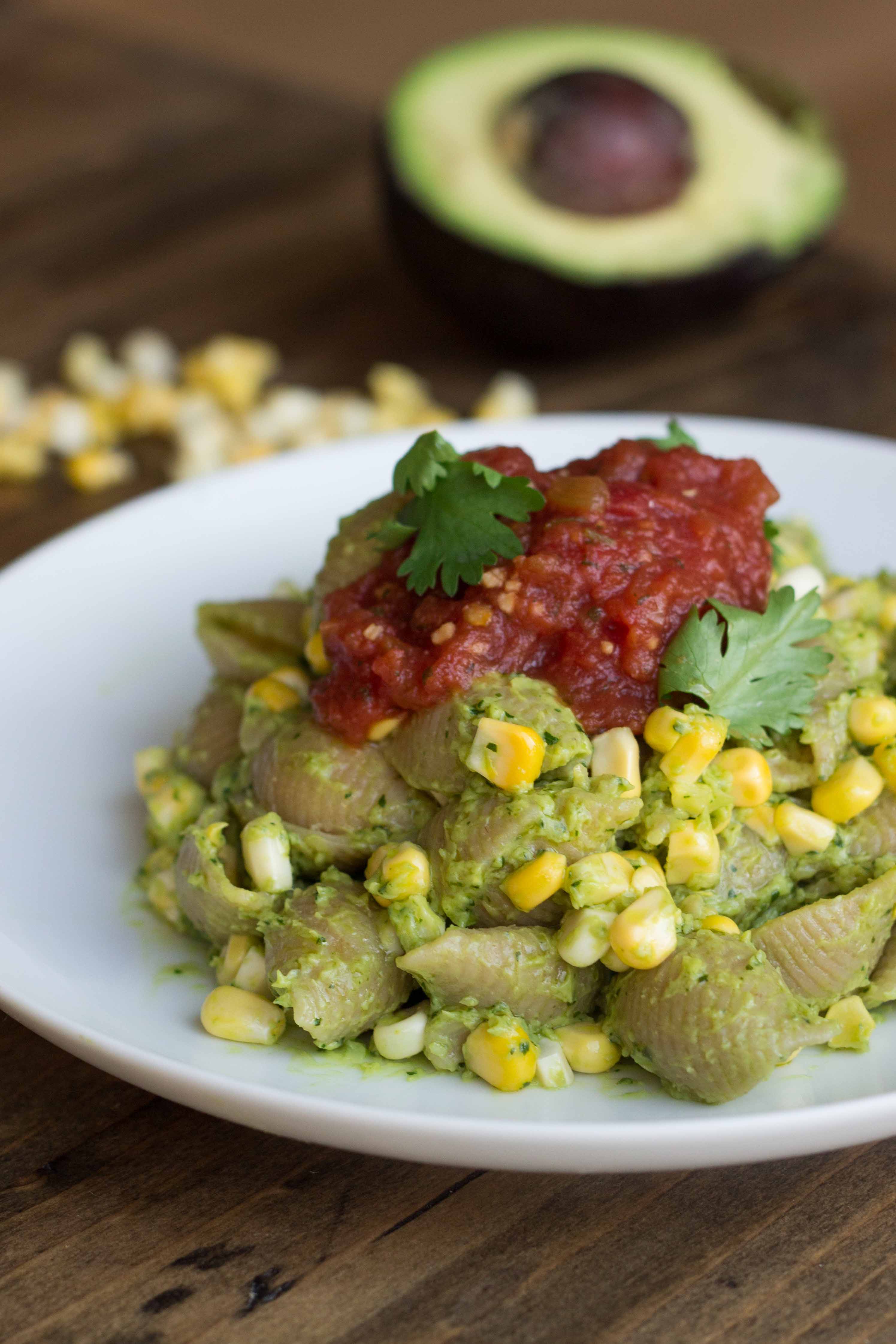 Creamy Guacamole and Grilled Corn Pasta | Veggie and the Beast