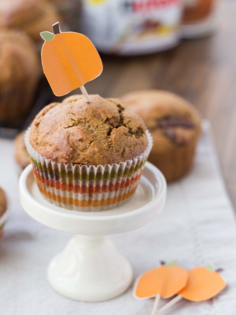 Nutella-Stuffed Brown Butter Pumpkin Chocolate Chip Muffins | Veggie and the Beast