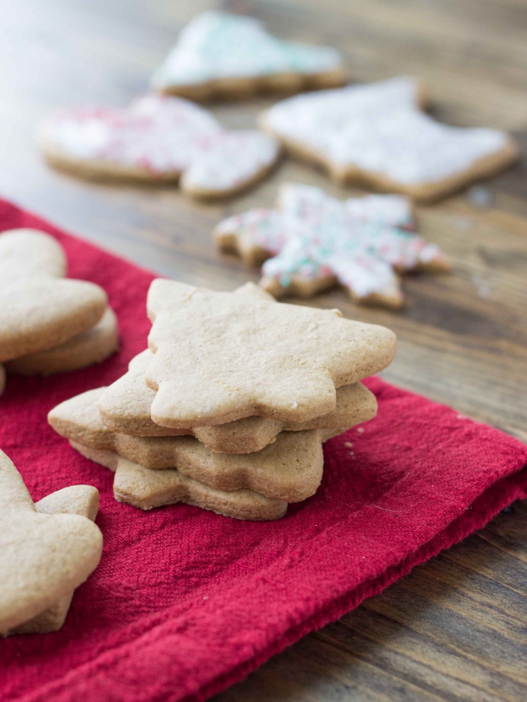 Coconut Oil Whole Wheat Cutout Cookies | Veggie and the Beast