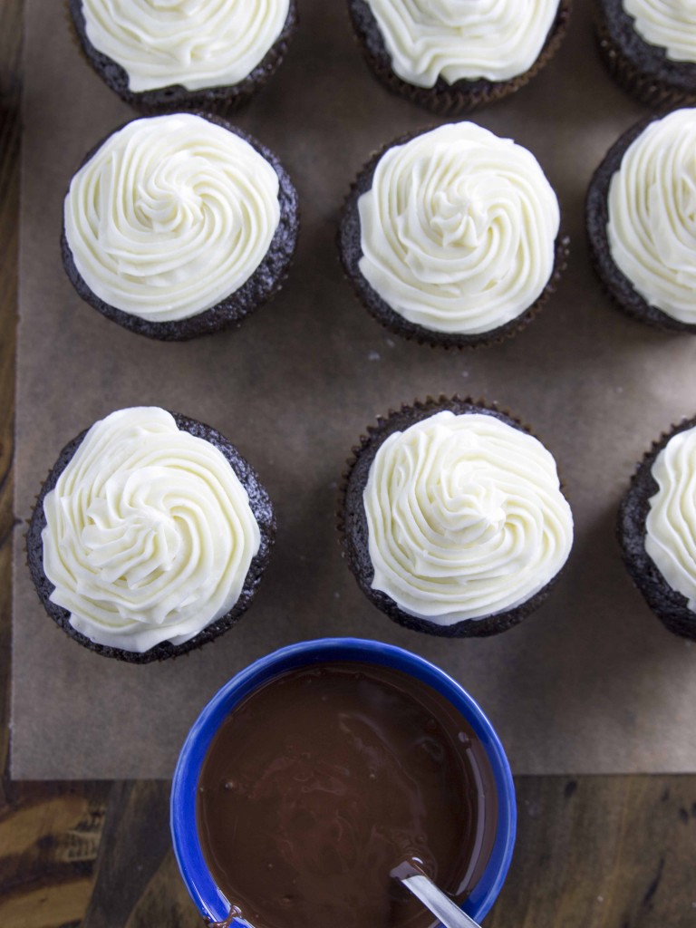 Dark Chocolate Merlot Cupcakes | Veggie and the Beast