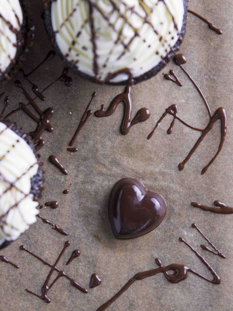 Dark Chocolate Merlot Cupcakes | Veggie and the Beast