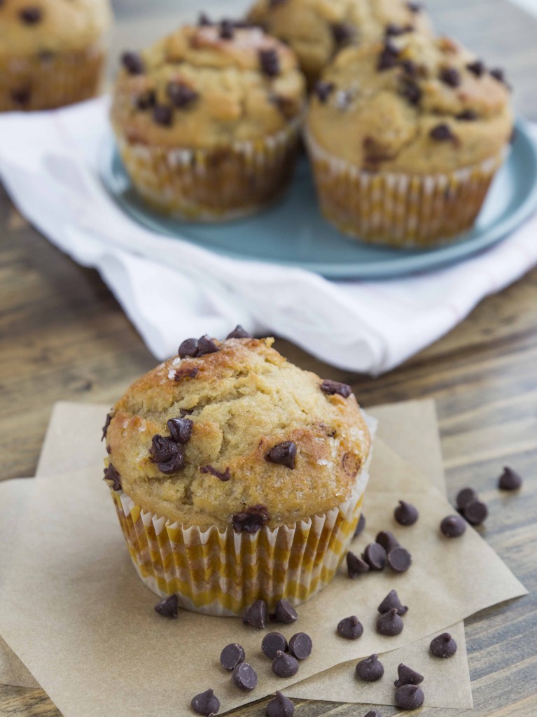 Whole Wheat Banana Chocolate Chip Muffins | Veggie and the Beast