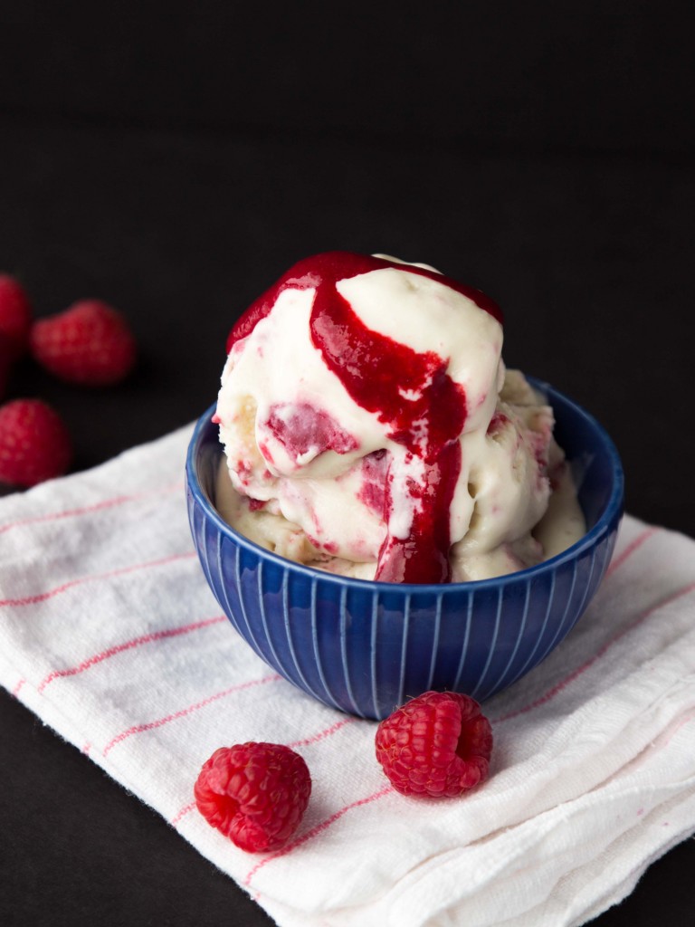 White Chocolate Raspberry Greek Frozen Yogurt - minimal ingredients, creamy texture, and packed with rich white chocolate flavor!