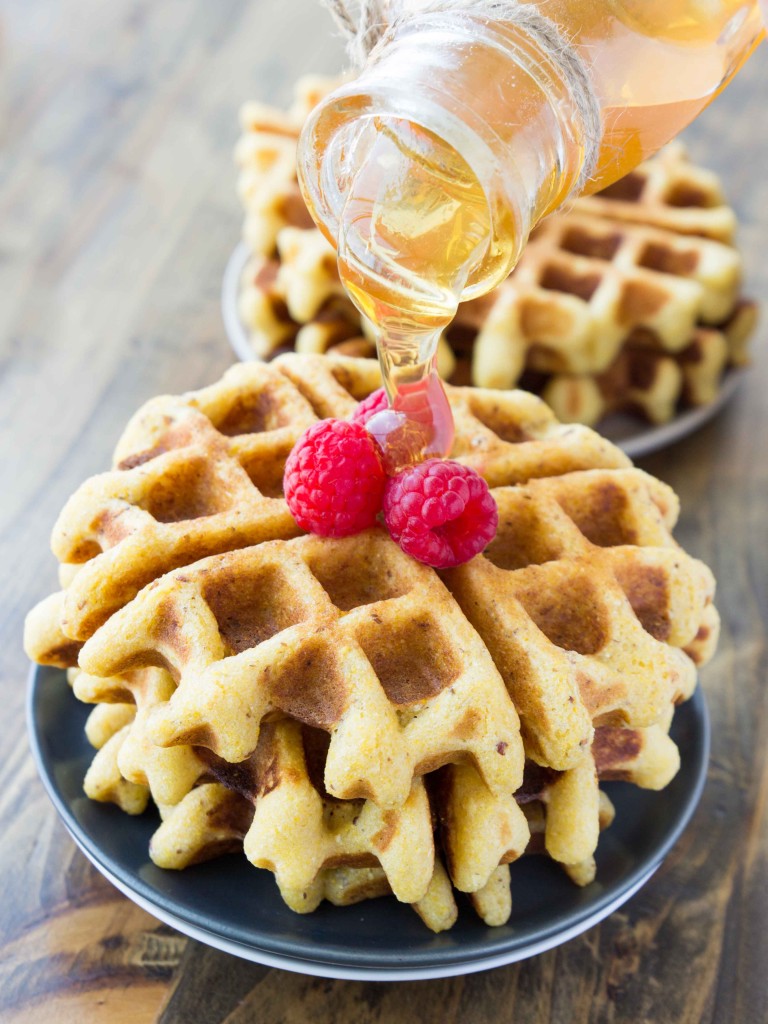 Crispy Whole Grain Honey Cornbread Waffles | veggieandthebeastfeast.com