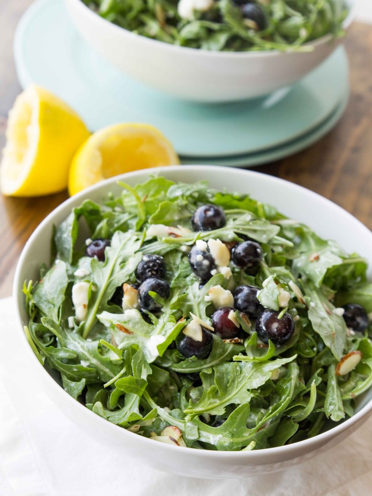 Blueberry Arugula Salad with Lemon Honey Dressing | veggieandthebeastfeast.com