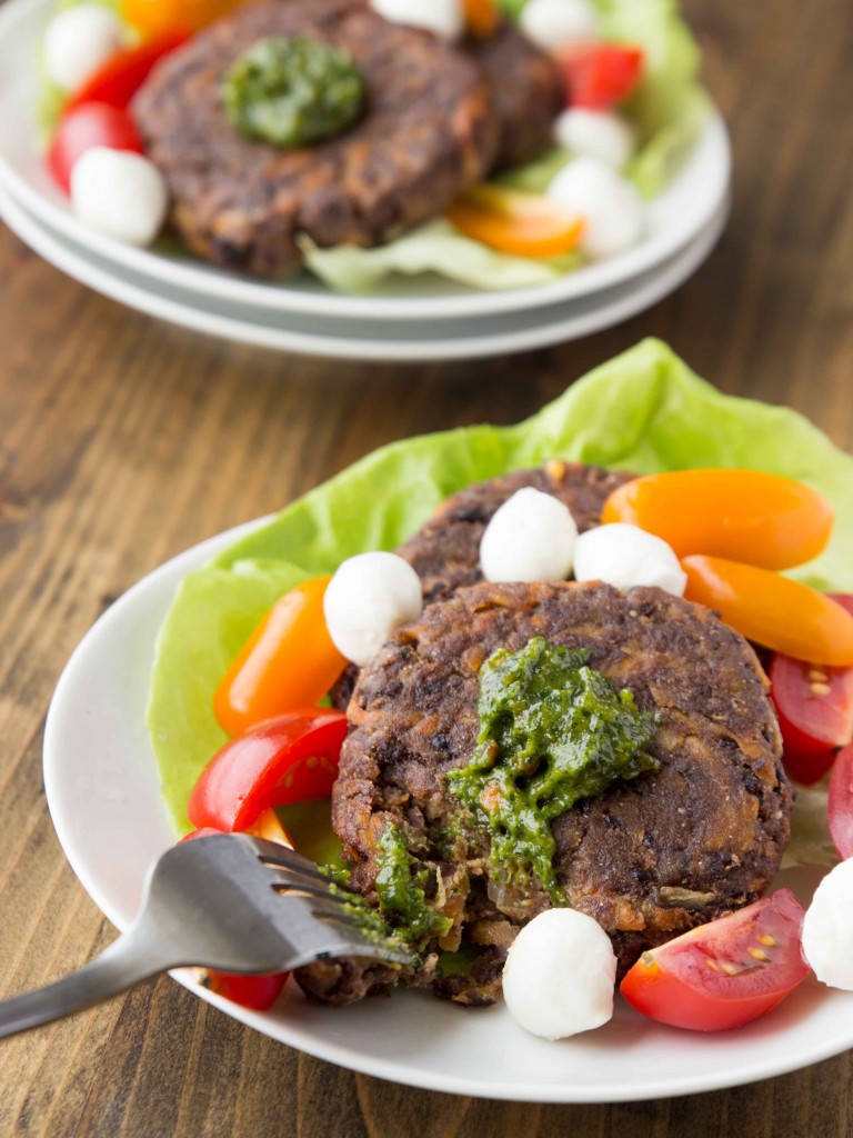 Black Bean and Sweet Potato Fritters with Pistachio Pesto | veggieandthebeastfeast.com