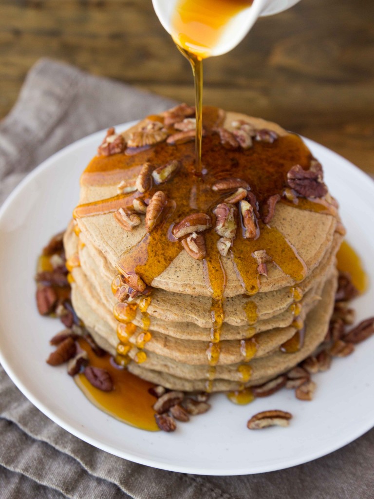 Maple Chai Spice Pancakes | veggieandthebeastfeast.com