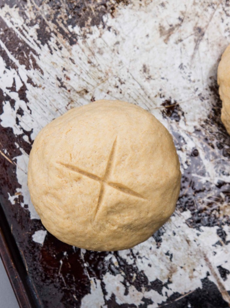 Quick Whole Wheat Bread Bowls | veggieandthebeastfeast.com