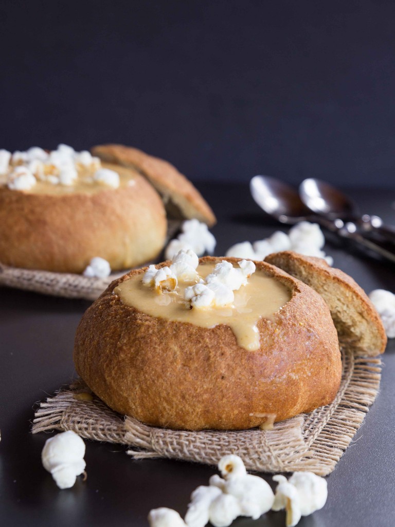 Smoky Chipotle Corn Beer Cheese Soup | veggieandthebeastfeast.com