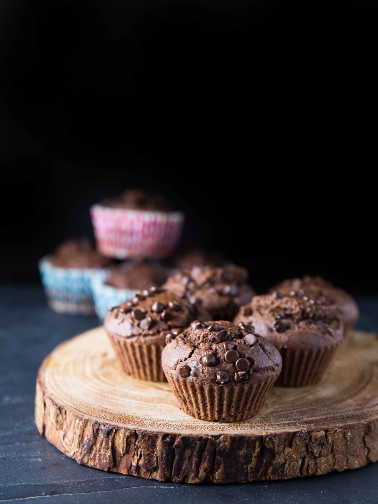 Double Chocolate Black Bean Muffins // veggieandthebeastfeast.com