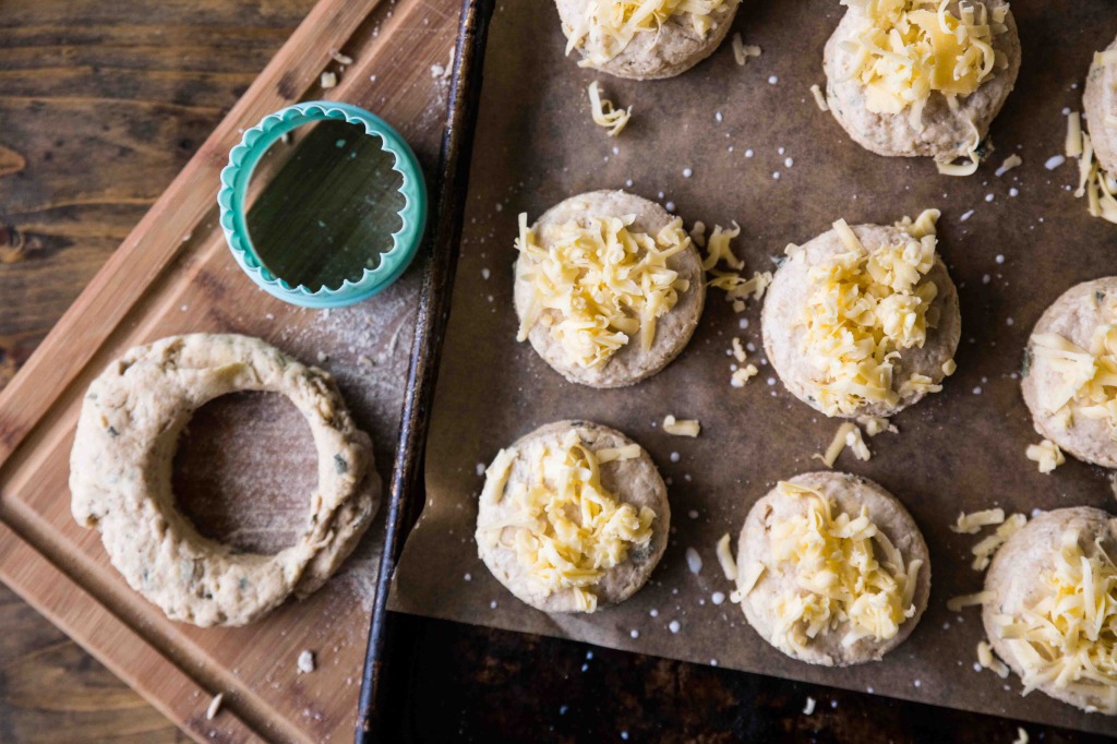 Simple Gouda and Sage Biscuits // veggieandthebeastfeast.com