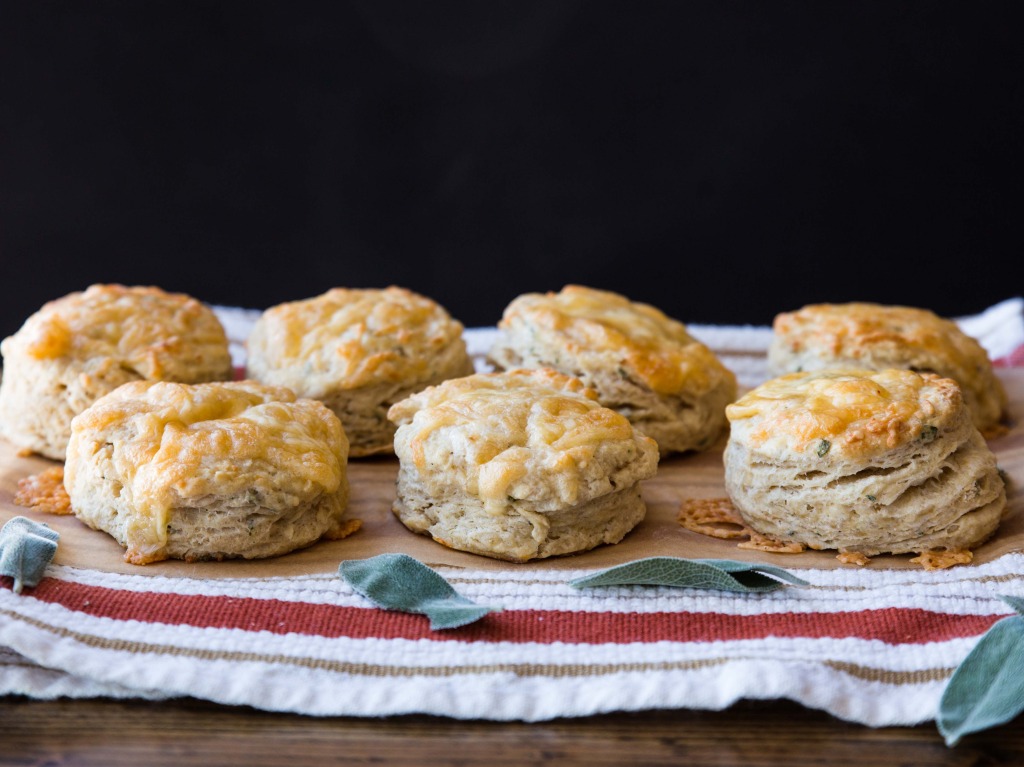 Simple Gouda and Sage Biscuits // veggieandthebeastfeast.com