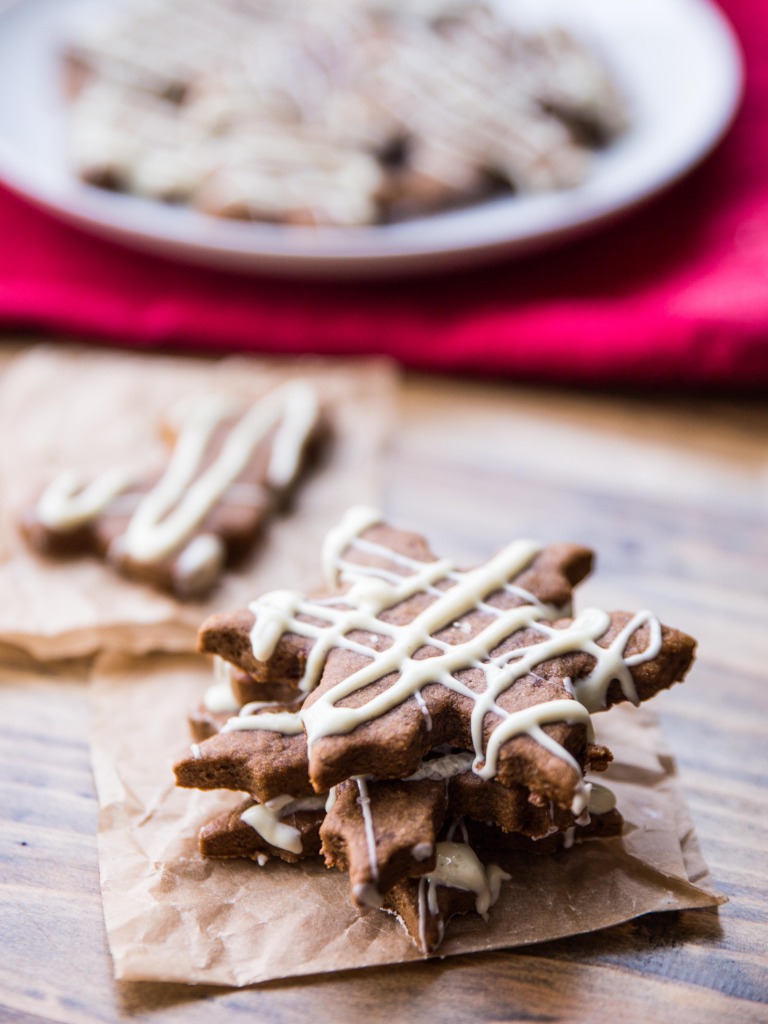 Whole Wheat Ginger Cutout Cookies // veggieandthebeastfeast.com