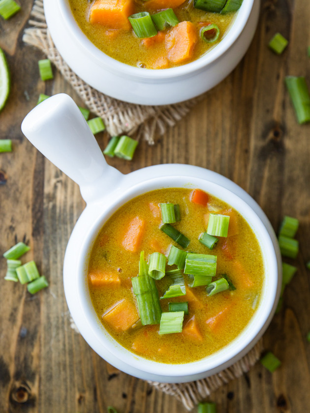 Coconut Curry Sweet Potato Chowder // @veggiebeastblog