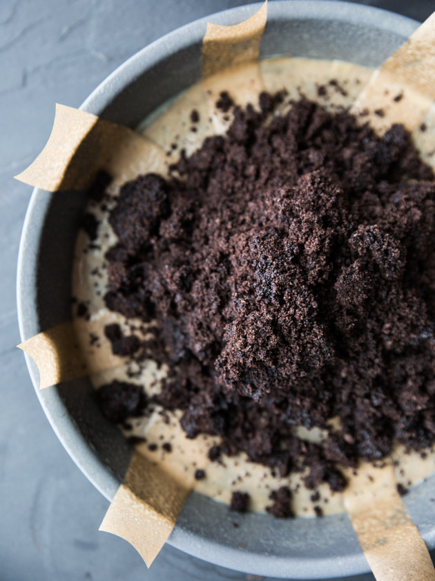 Vegan Dirt Cake Pie // @veggiebeastblog #vegan