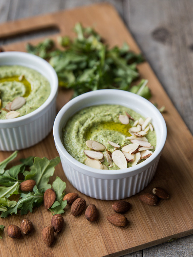 Almond Arugula White Bean Hummus - rich, creamy, healthy springtime hummus! @veggiebeastblog