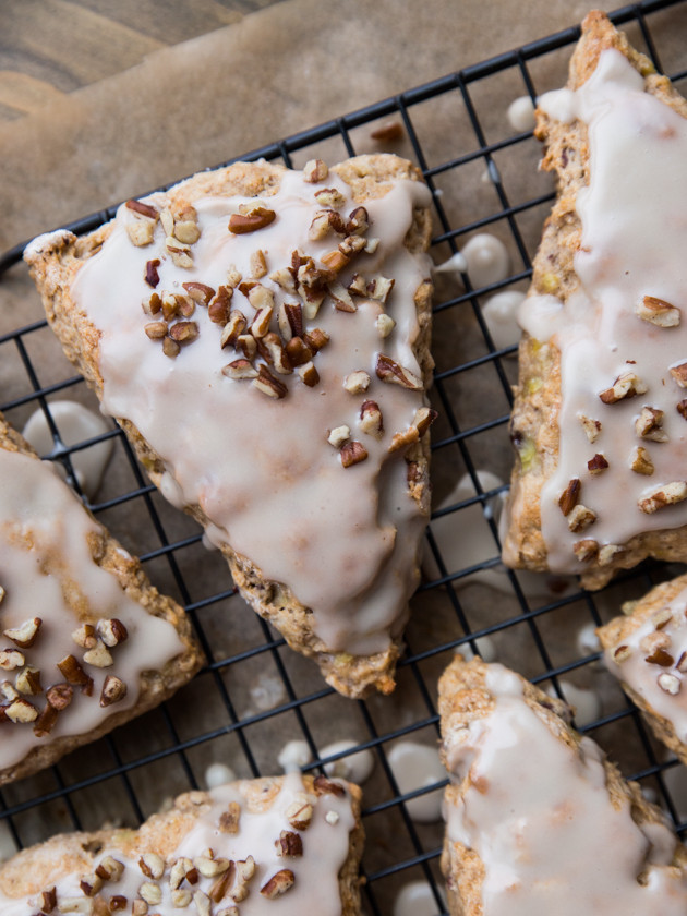 Whole Wheat Banana Maple Pecan Scones // @veggiebeastblog