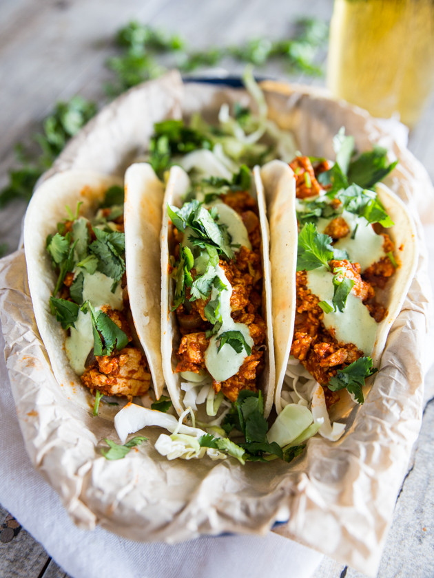 Spicy Chipotle Tofu Tacos // @veggiebeastblog