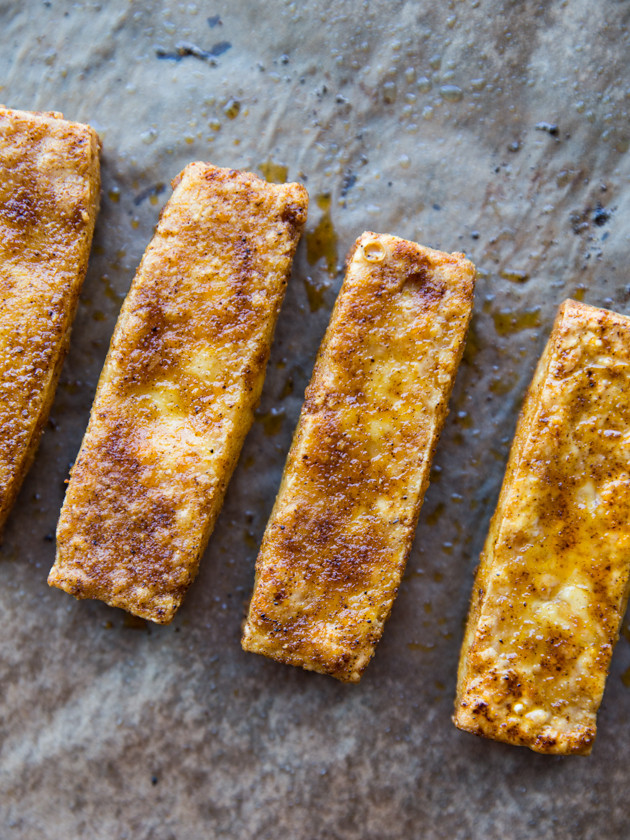 Barbecue Baked Tofu Sandwiches // @veggiebeastblog