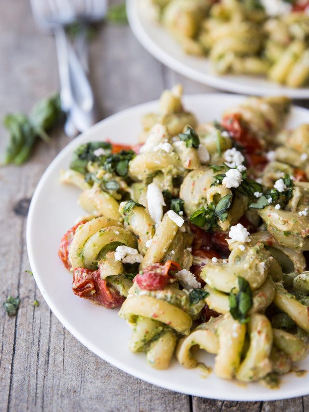 Super Greens Pumpkin Seed Pesto Goat Cheese Pasta with Burst Tomatoes // @veggiebeastblog