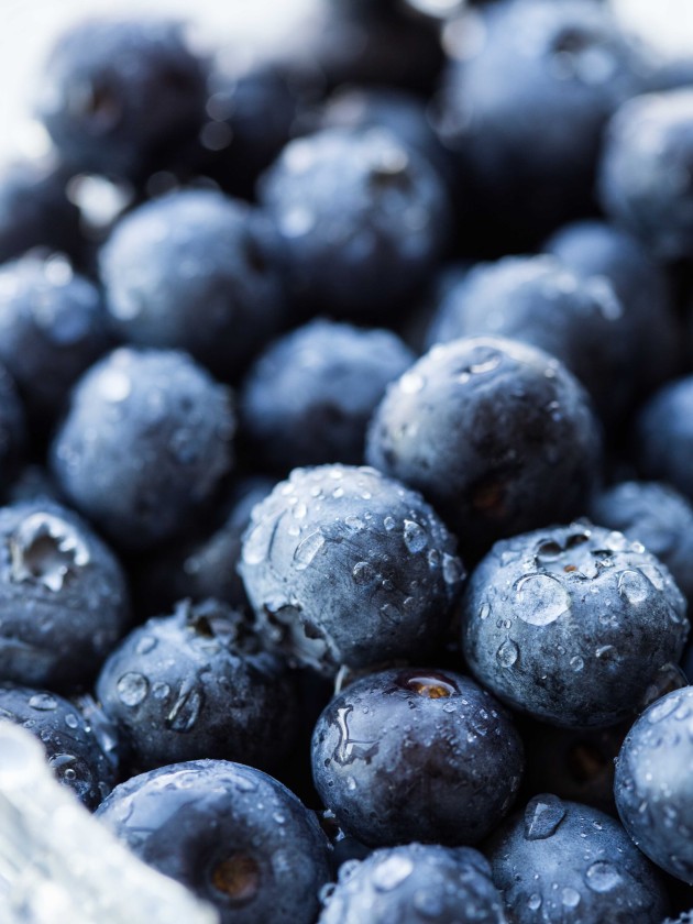 Fresh Blueberry Ginger Blended Margaritas - sweet, spicy, fruity, and perfect for summer!