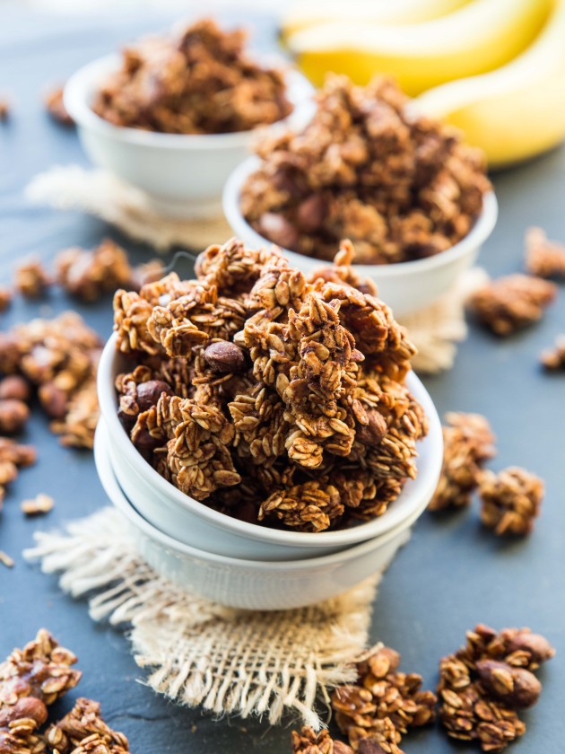 Caramelized Banana Nut Granola - big clusters of oats, caramelized banana, maple syrup, and nuts!