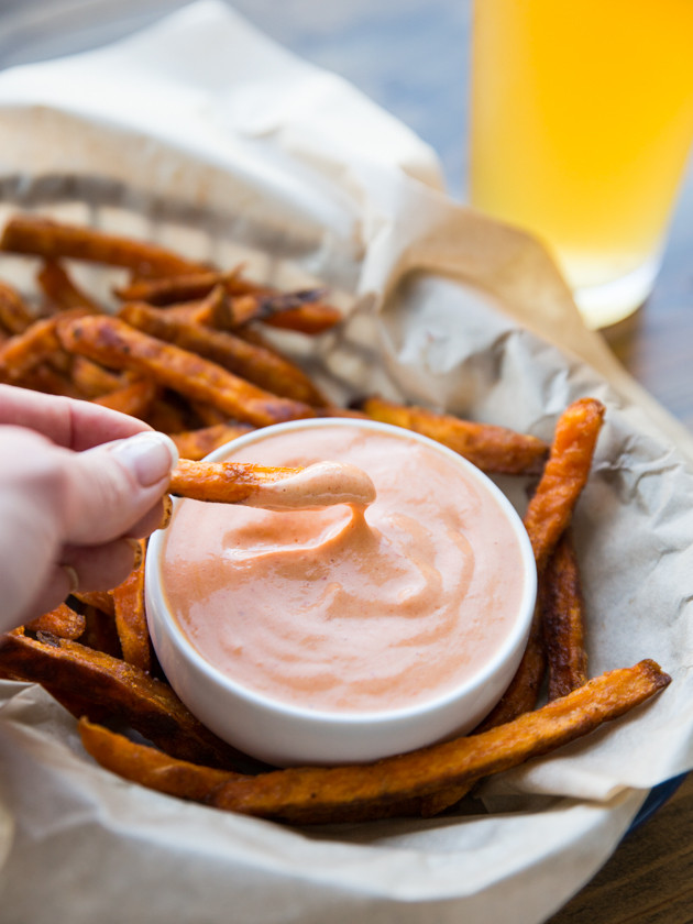 Vegan Roasted Red Pepper Aioli - thick, creamy and egg-free!