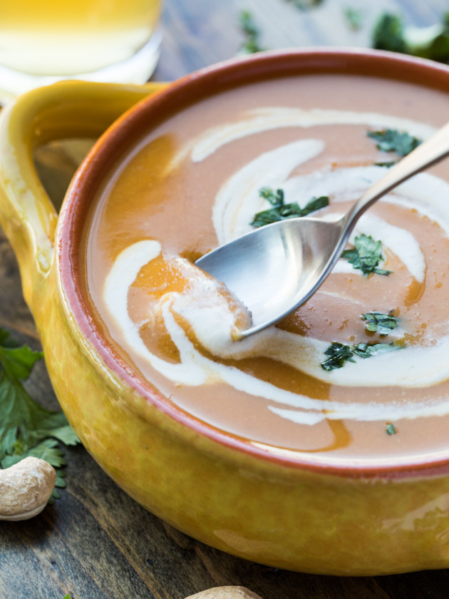 Smoky Chipotle Sweet Potato Soup with Lime Cashew Crema - easy, healthy, and addictively delicious! #vegan #glutenfree