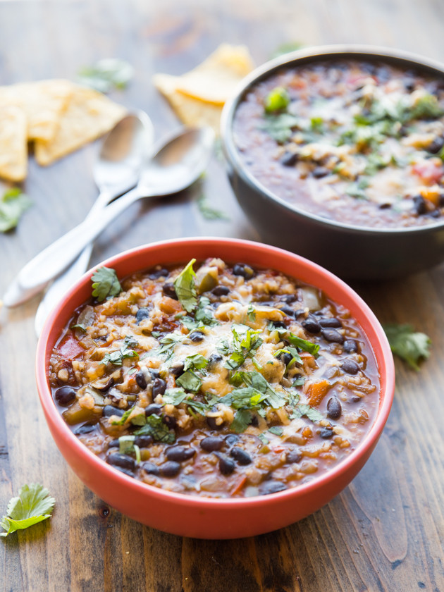 High Protein Bulgur Black Bean Enchilada Chili - hearty, flavorful vegetarian chili with almost 20 grams of protein per serving!