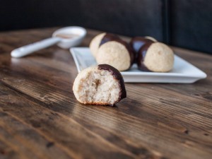 chocolate dipped coconut macaroons gluten free refined sugar free9