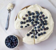 Blueberry Cream Cheese Cake | Veggie and the Beast