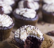 Dark Chocolate Merlot Cupcakes | Veggie and the Beast