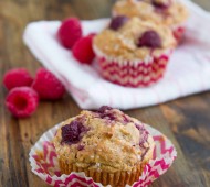 Raspberry Coconut Muffins | Veggie and the Beast #vegan #wholegrain