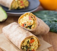Vegan Superfood Breakfast Burritos | http://veggieandthebeastfeast.com